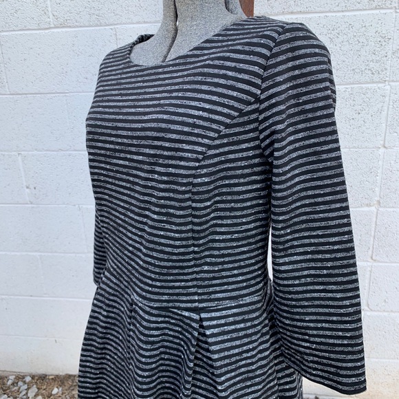 💝5/$25💝 EUC Merona striped dress - Picture 4 of 9